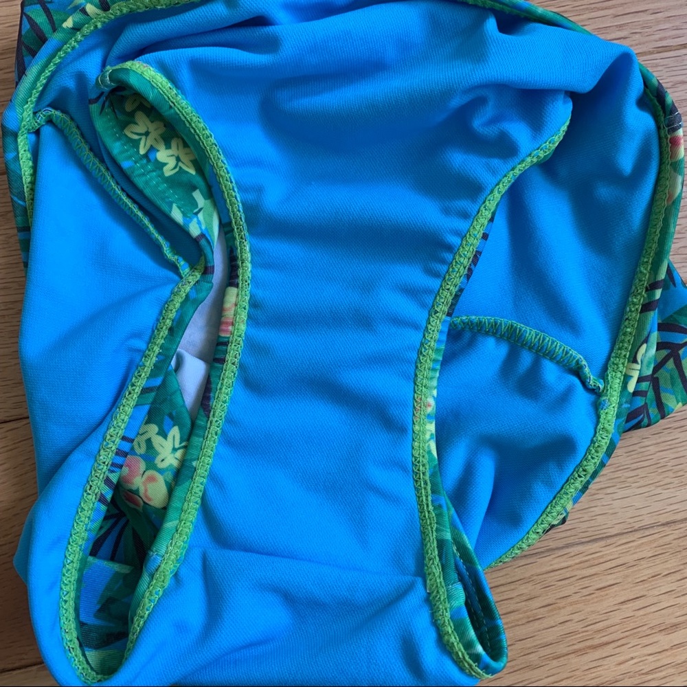Tropical Print Ruffled Bikini Bottom - Picture 4 of 5